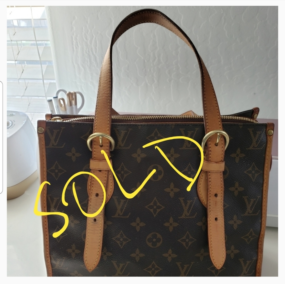 Sold sold Louis Vuitton